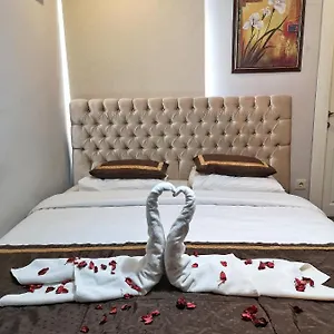 Golf Royal Residence Стамбул